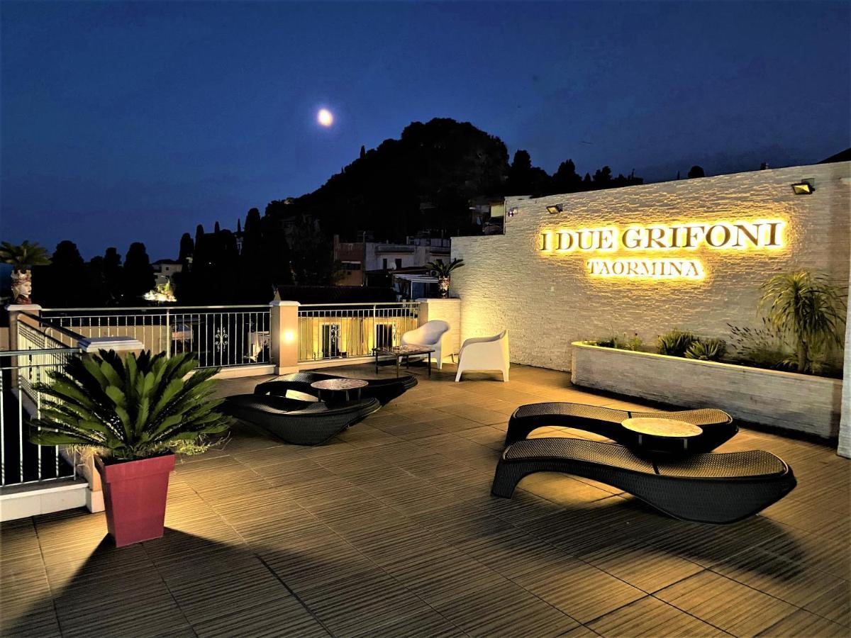 I Due Grifoni Apartments Taormina Exterior foto